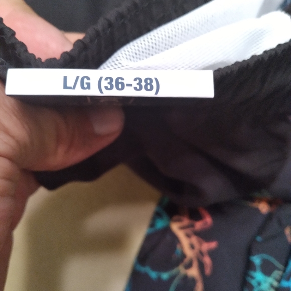 Mens shorts - Picture 6 of 6